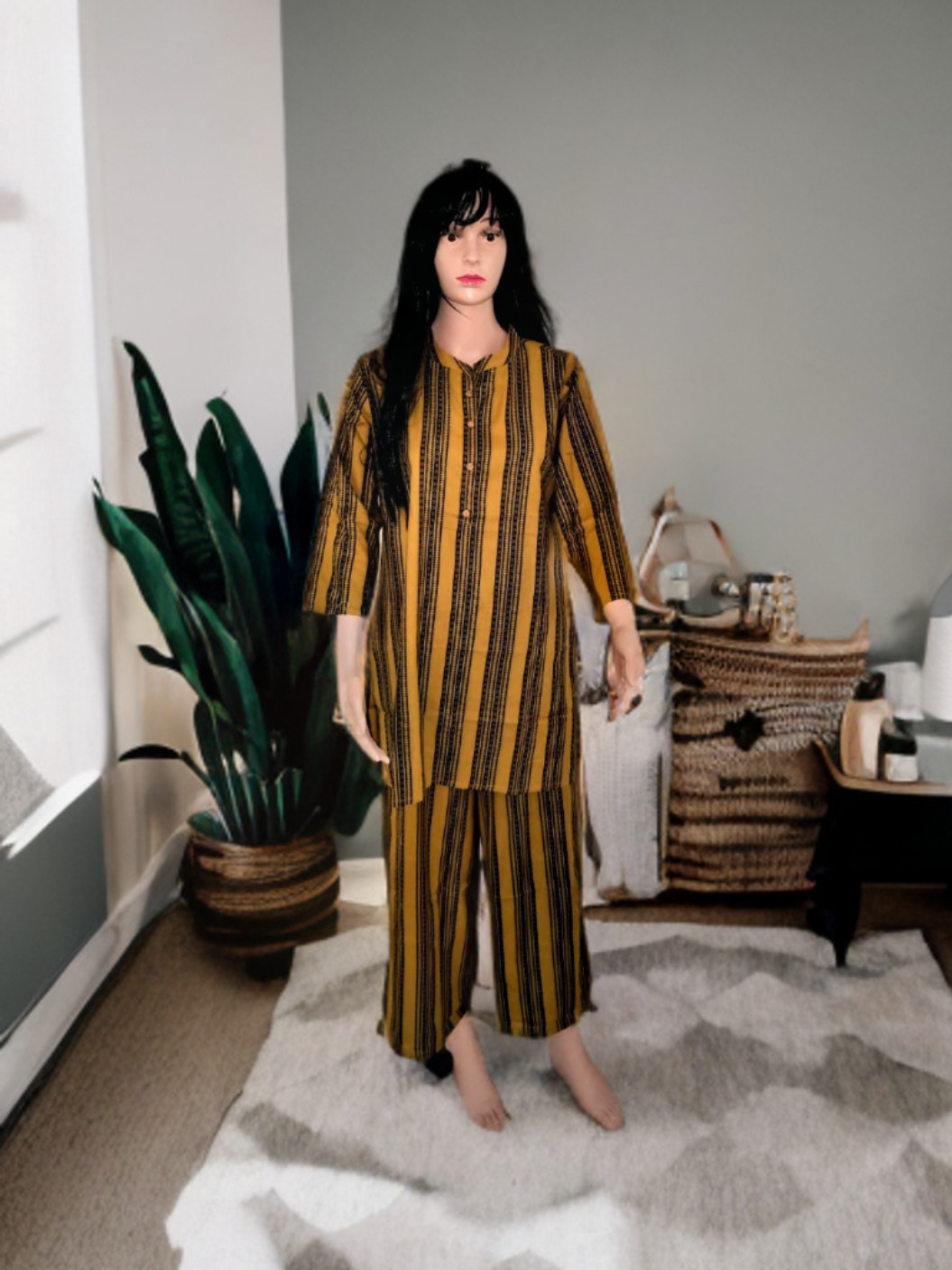 CO-ORD SET MUSTARD AND BLACK